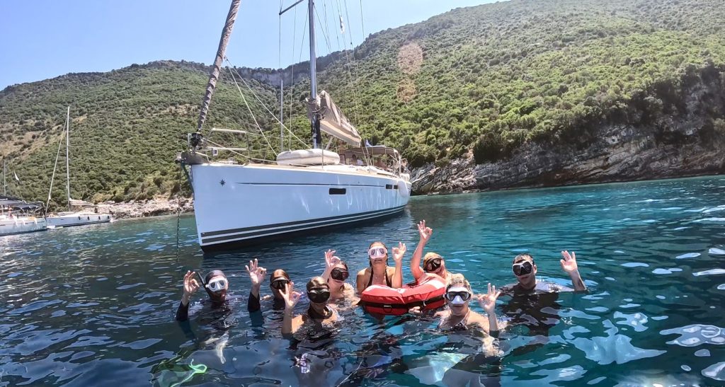 Jedrenje u Grckoj, Hrvatskoj Italiji i Crnoj Gori. Free diving grupa. Itaka.