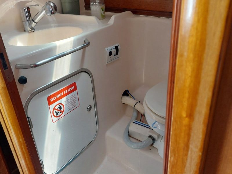 Bavaria 38
