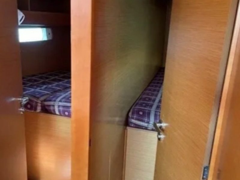 Jedrenje u Grckoj jedrilicom Jeanneau Sun Odyssey 469 iz Lefkade.