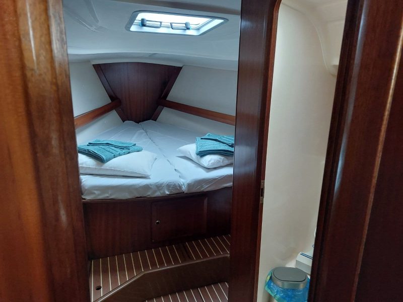 Bavaria 38