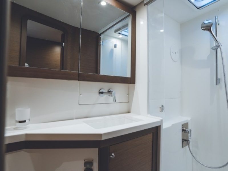 Jedrenje u Grckoj jedrilicom Lagoon 450 Fly iz Volosa.