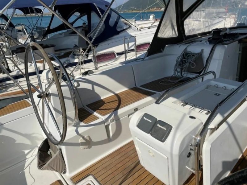 Jedrenje u Grckoj jedrilicom Jeanneau Sun Odyssey 469 iz Lefkade.