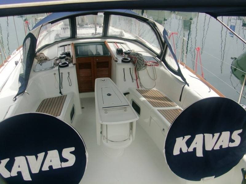Jedrilica Beneteau Oceanis 43. Jedrenje u Grckoj